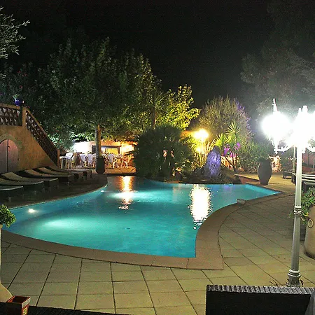Hotel Athenopolis