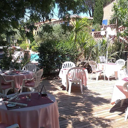 Athenopolis Hotel